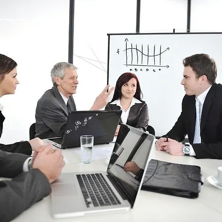 & Castelli 4* مونتيكيو ماجوري