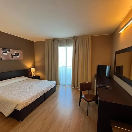 Hotel Hotel&residence Castelli 4*