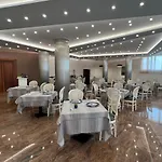 & Castelli 4* مونتيكيو ماجوري