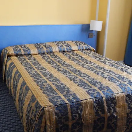 Ξενοδοχείο & Castelli