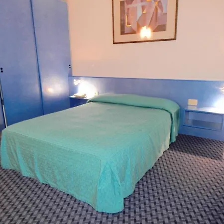 & Castelli Hotell 4*