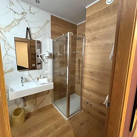 & Castelli Отель 4*