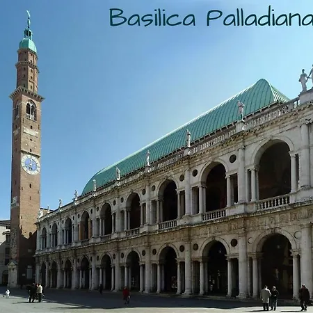 Szálloda & Castelli