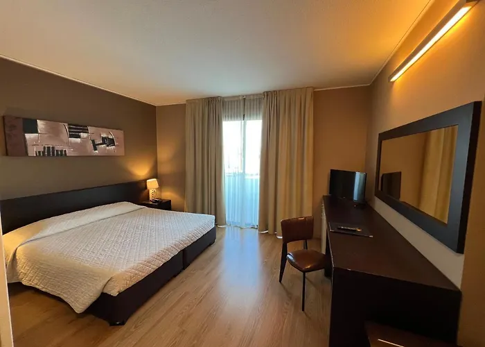 호텔 & Castelli 4*